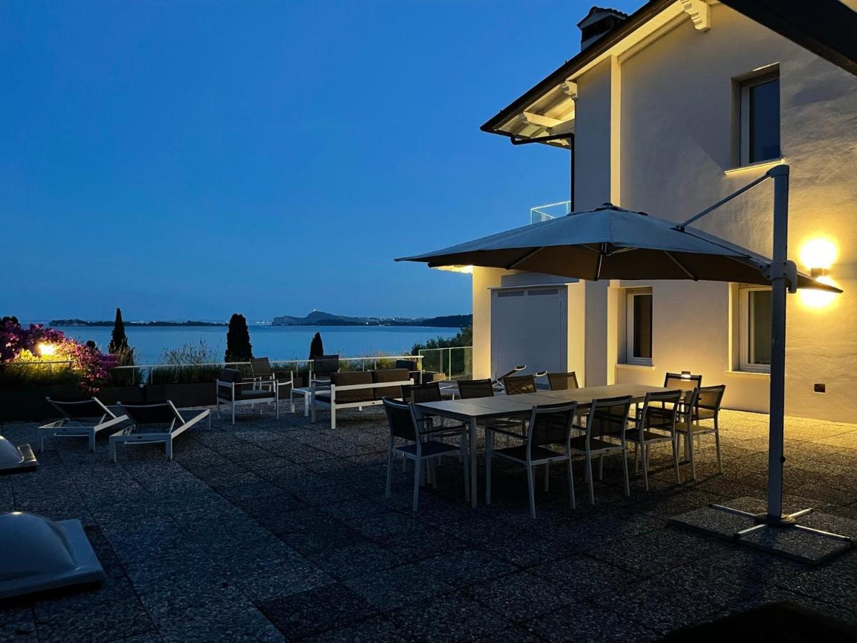 Villa Elvira Gardone Riviera Exterior foto